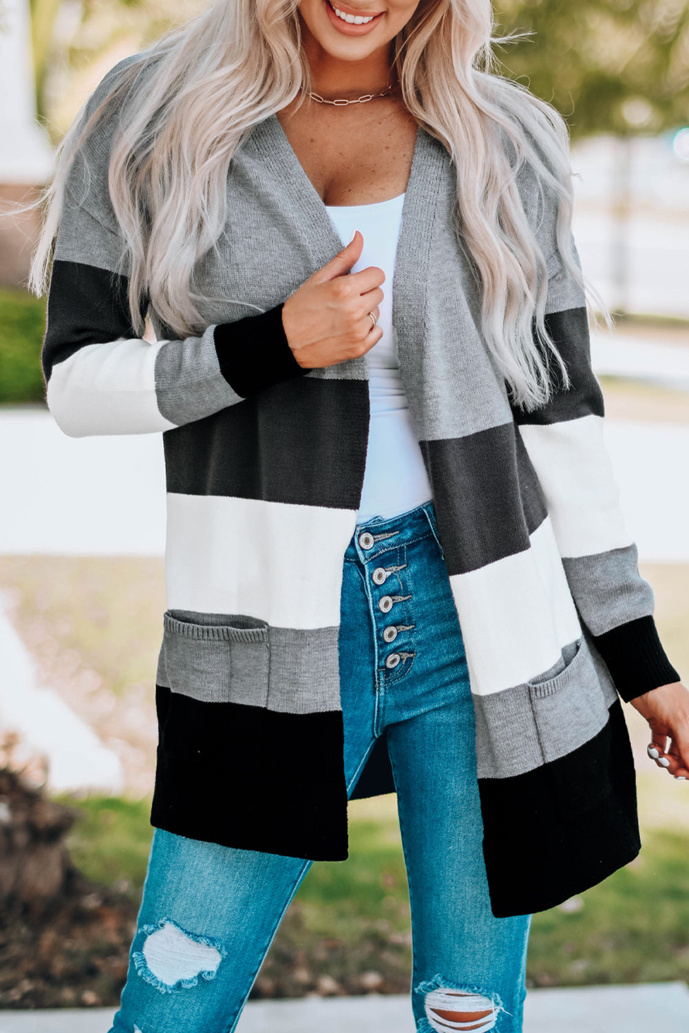 Cardigan color block kaki ouvert sur le devant avec poches