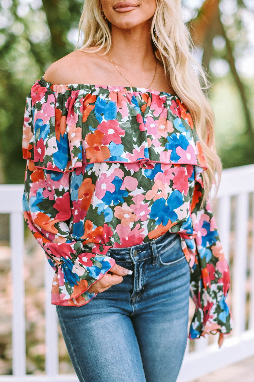 Blouse à épaules dénudées et à volants imprimé floral