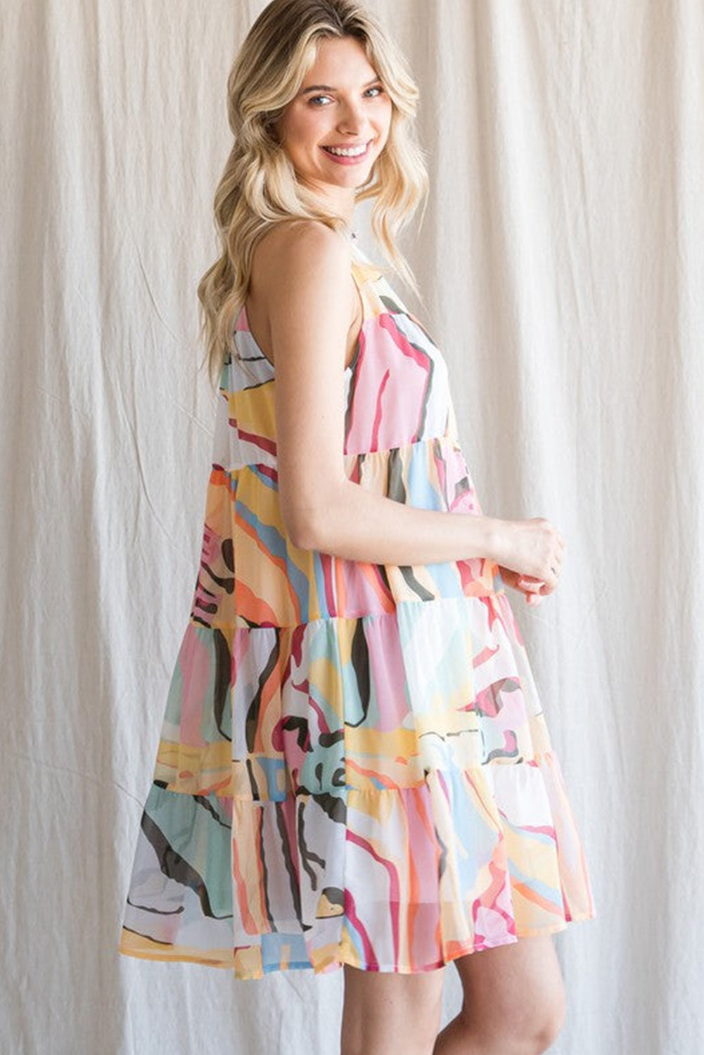 Abstract Print Sleeveless Tiered Flowy Dress