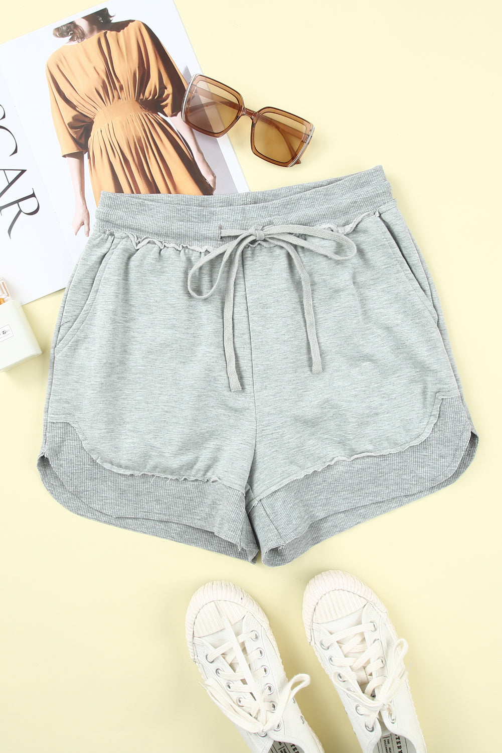 Ribbed Trim Knit Casual Shorts