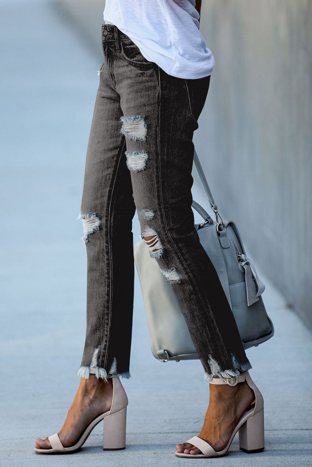 Pantalon en jean boyfriend bleu clair effet vieilli