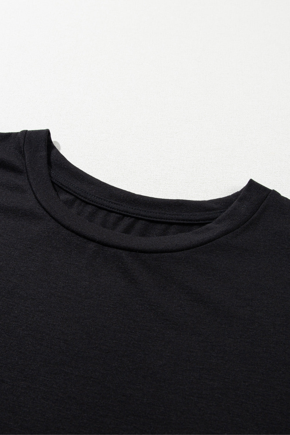 Black Solid Color Crew Neck Tee