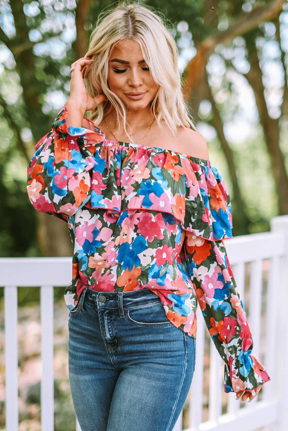 Blouse à épaules dénudées et à volants imprimé floral