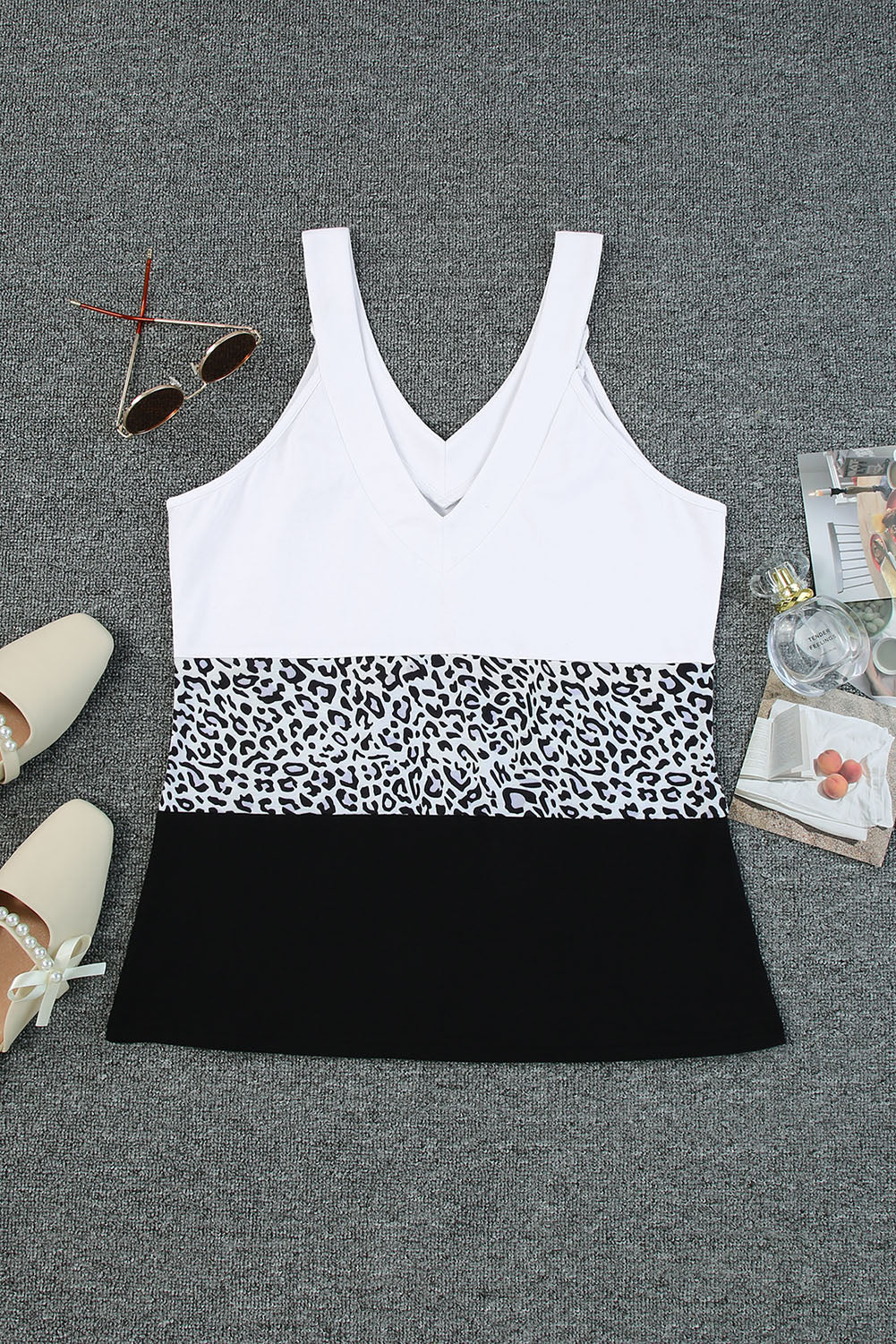 Leopard Print Contrast V-Neck Tank Top