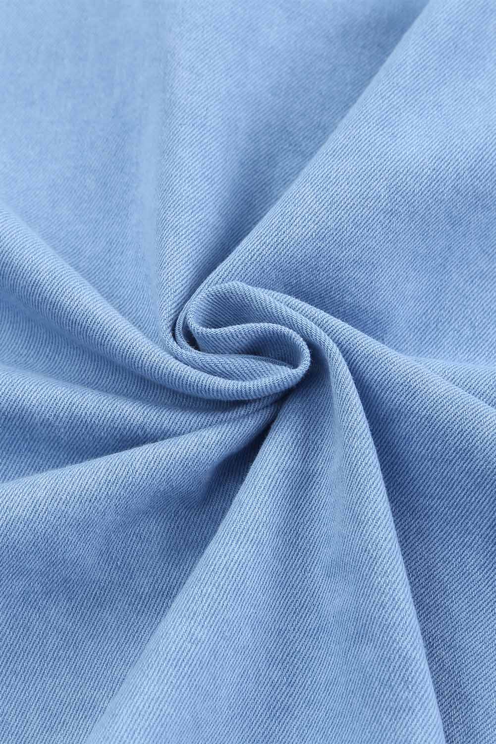 Chemise effilochée à poches en chambray bleu ciel