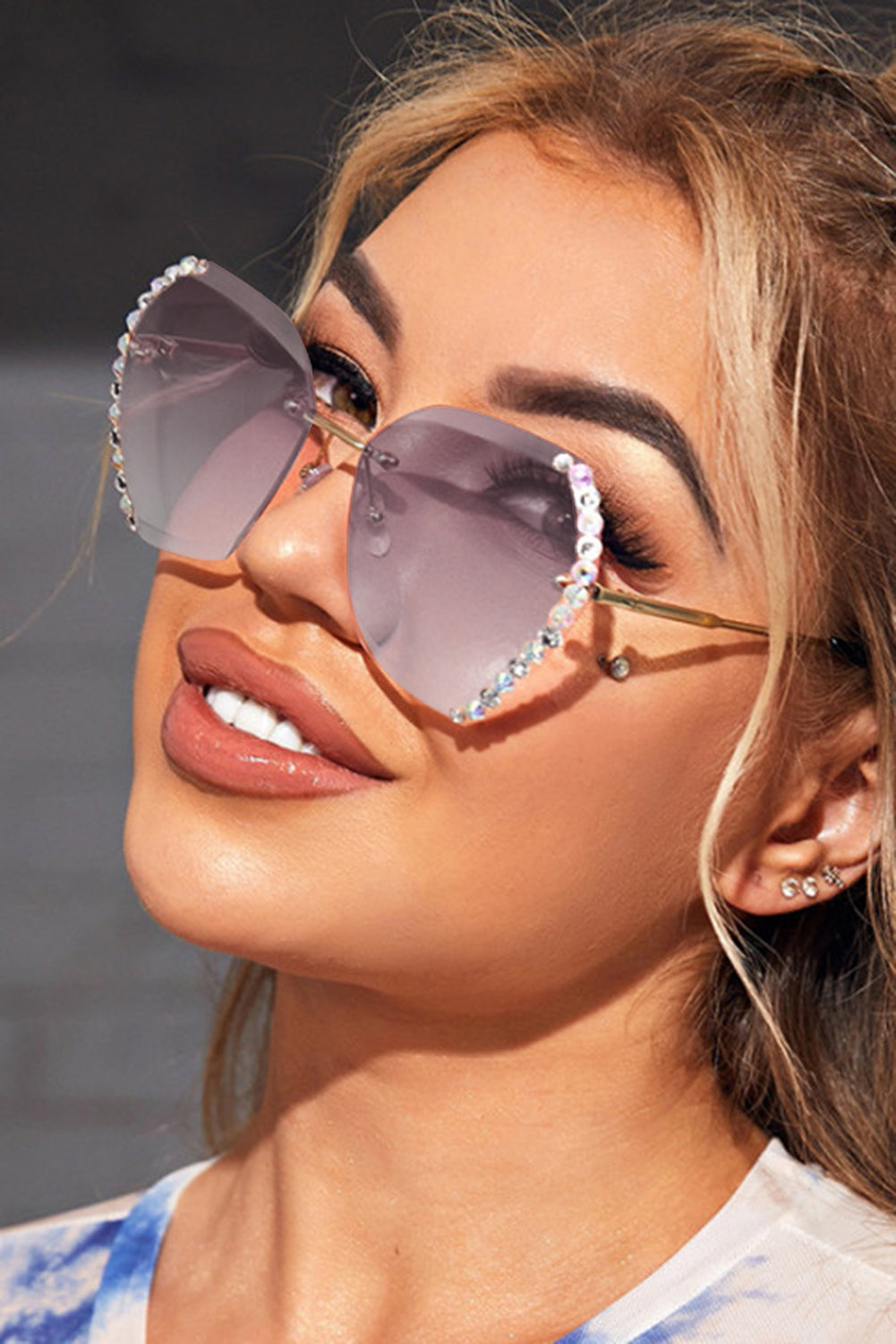 Rhinestone Trim Rimless Sunglasses