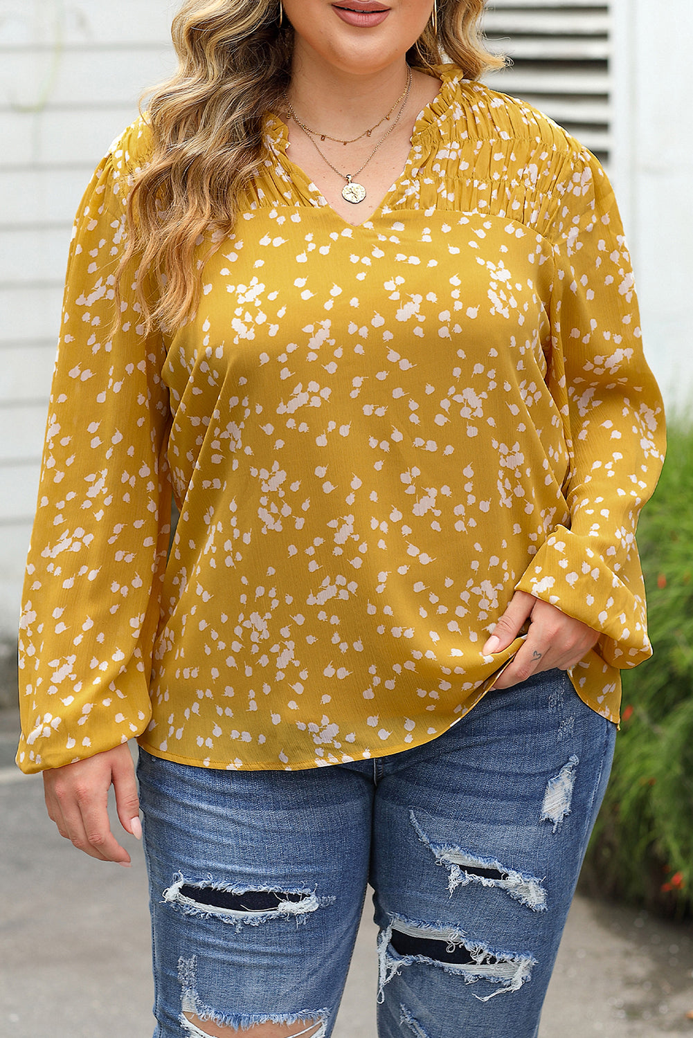 Blouse froissée imprimée jaune à col fendu d'automne