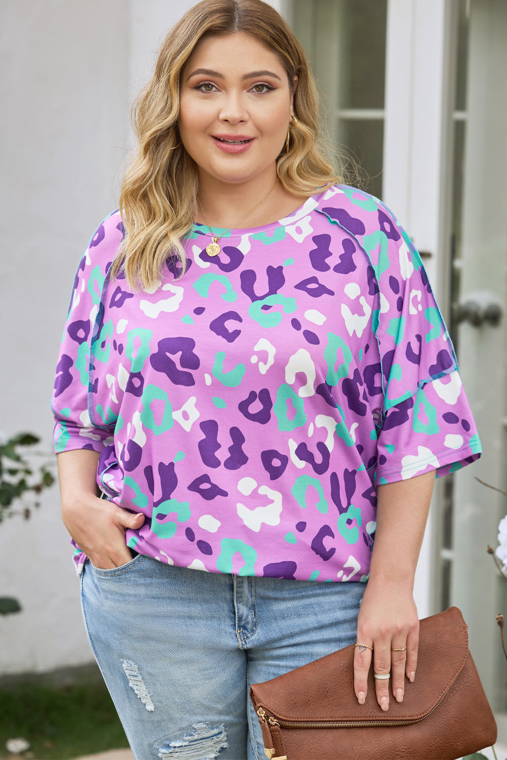 T-shirt à manches courtes Rose Leopard Kiss imprimé de grande taille