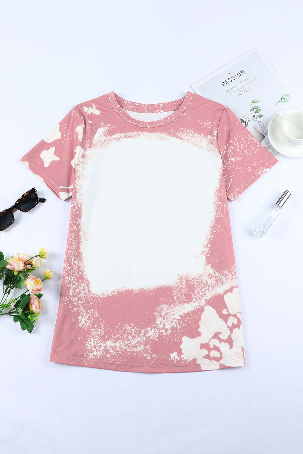 T-shirt à manches courtes blanchi de couleur tie-dye rose 