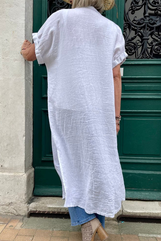 Kimono blanc à manches courtes et col boutonné