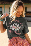 WE TRUST IN DOLLY Western Fashion Graphic Tee