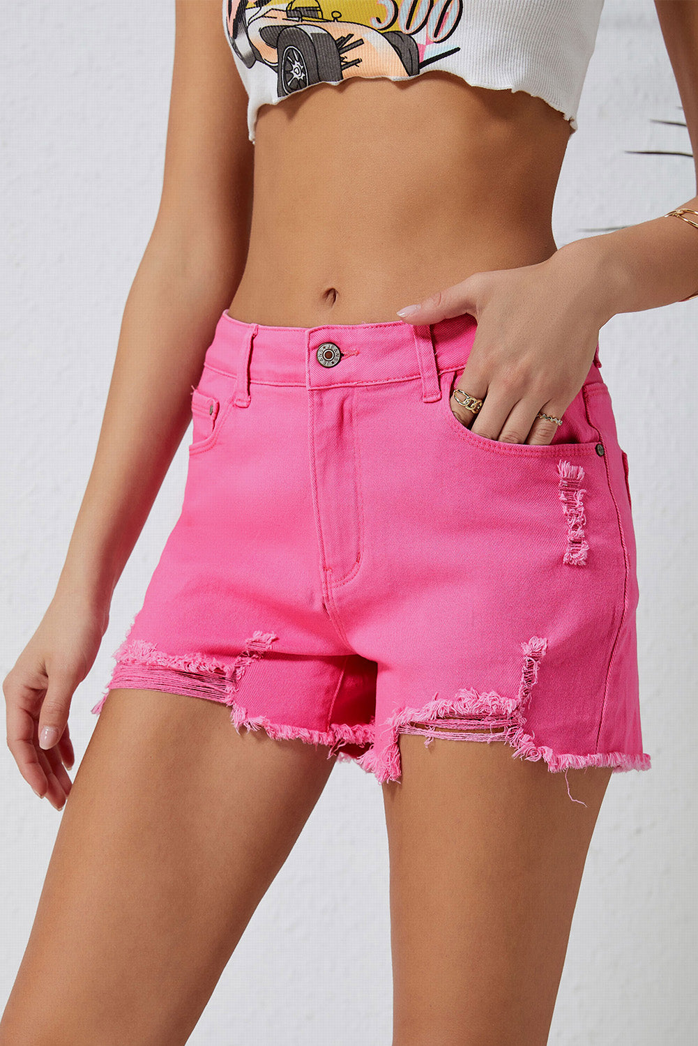 Rose - Short en jean taille haute coupe slim effet vieilli