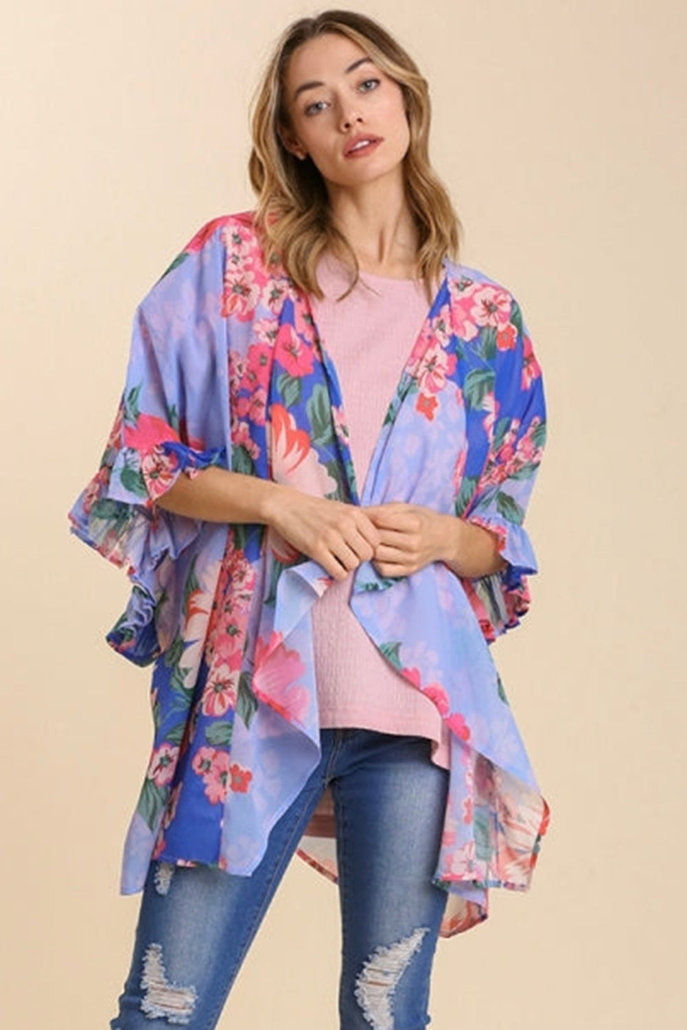 Kimono rose imprimé floral à volants et manches 3/4, coupe ample