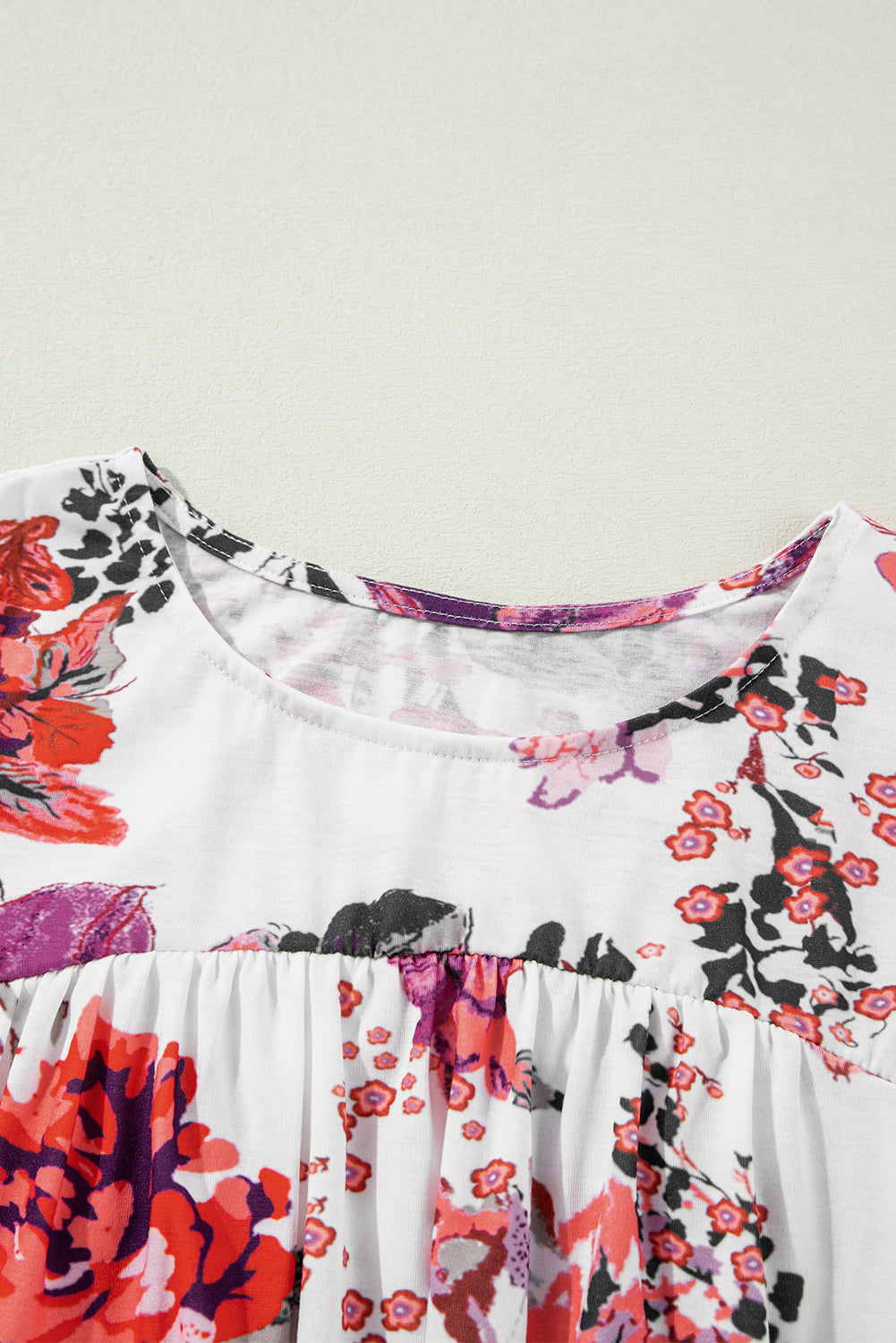 Floral Short Sleeve Round Neck Blouse