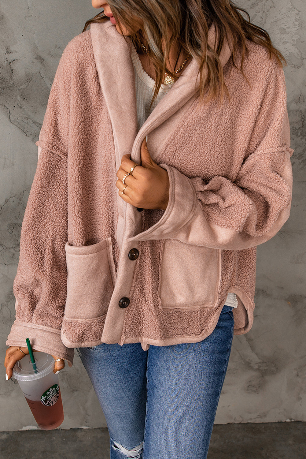 Veste ample boutonnée en daim rose Sherpa Patchwork