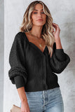 Cardigan à col en V et manches bouffantes orné de perles noires