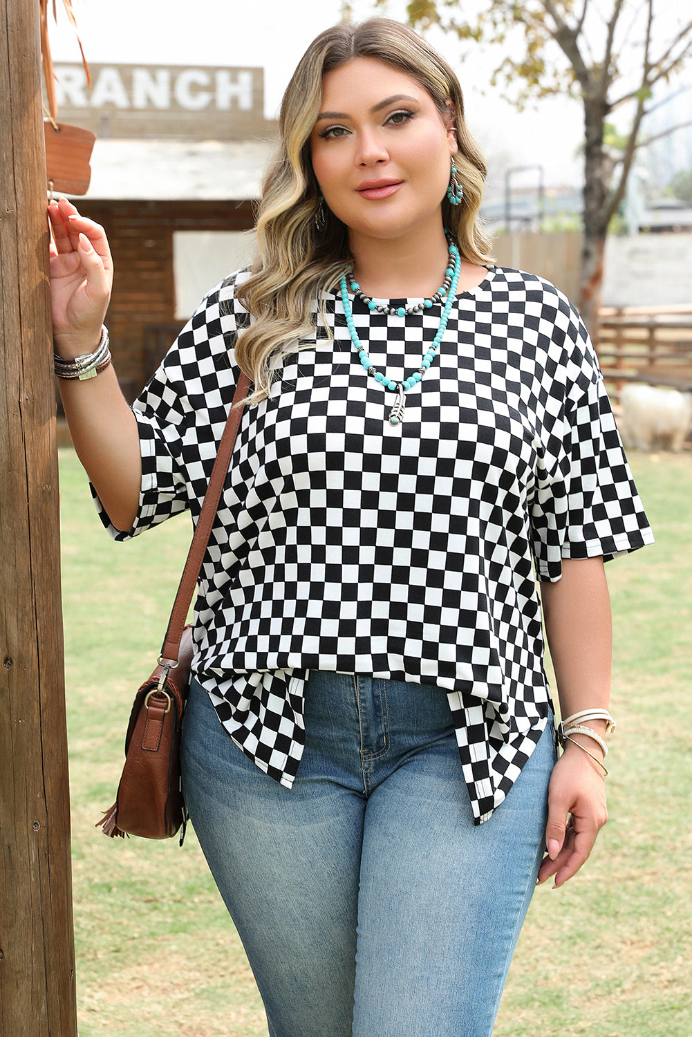 Black Checkered Print Side Slits O Neck Plus Size T Shirt