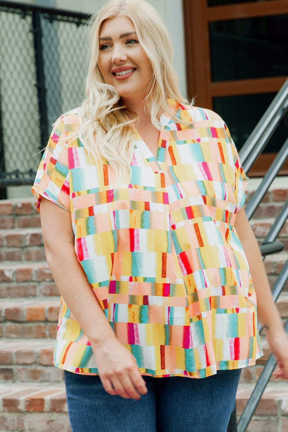 Geometric Print V Neck Plus Size T Shirt