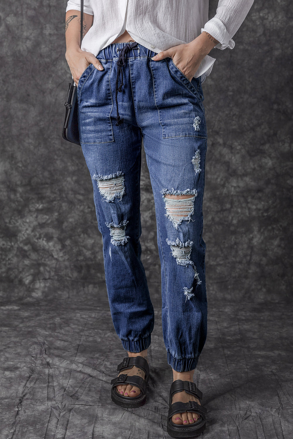 Pantalon de jogging en denim effet vieilli bleu avec poches