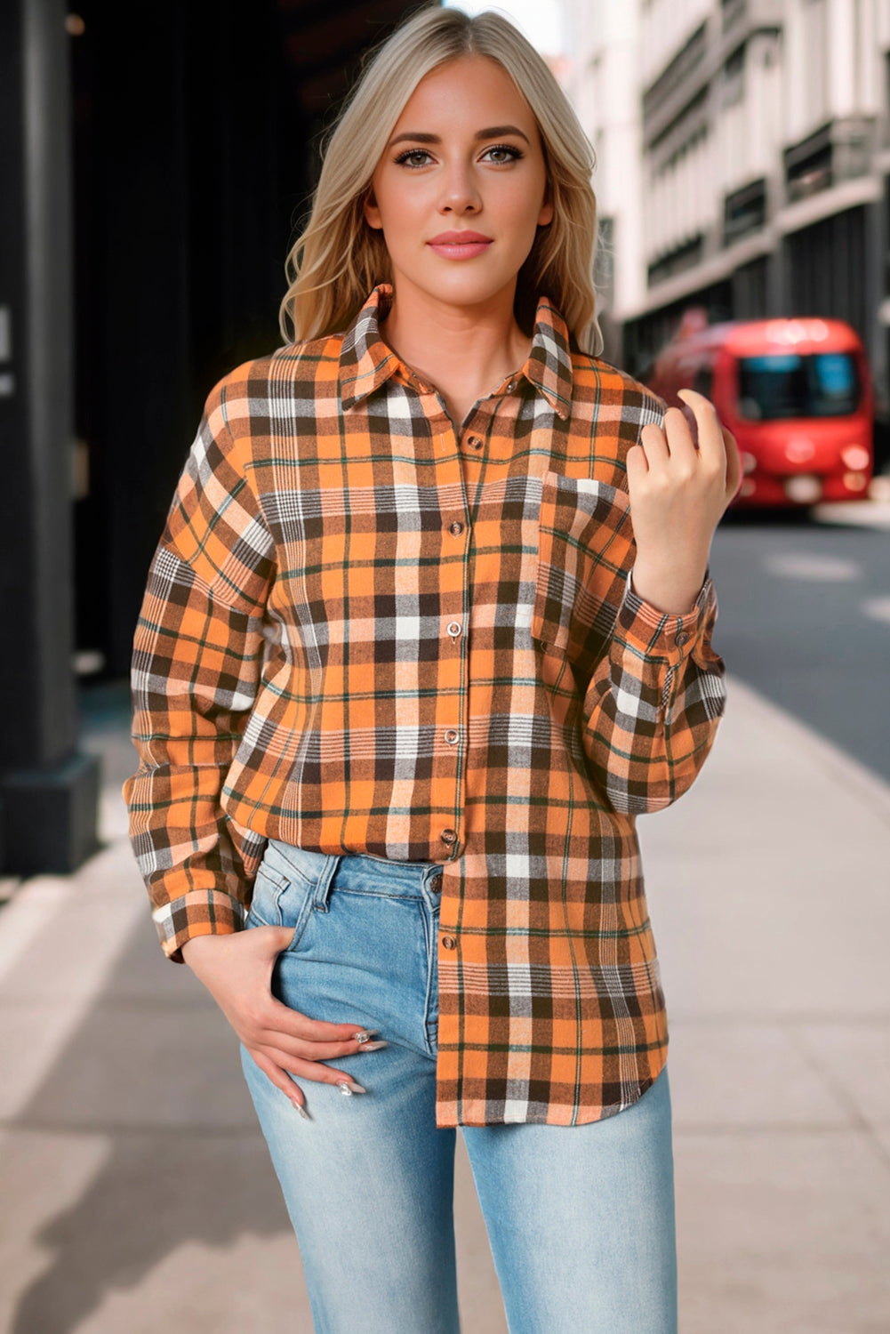 Drop Shoulder Rounded Hem Plaid Pattern Shirt