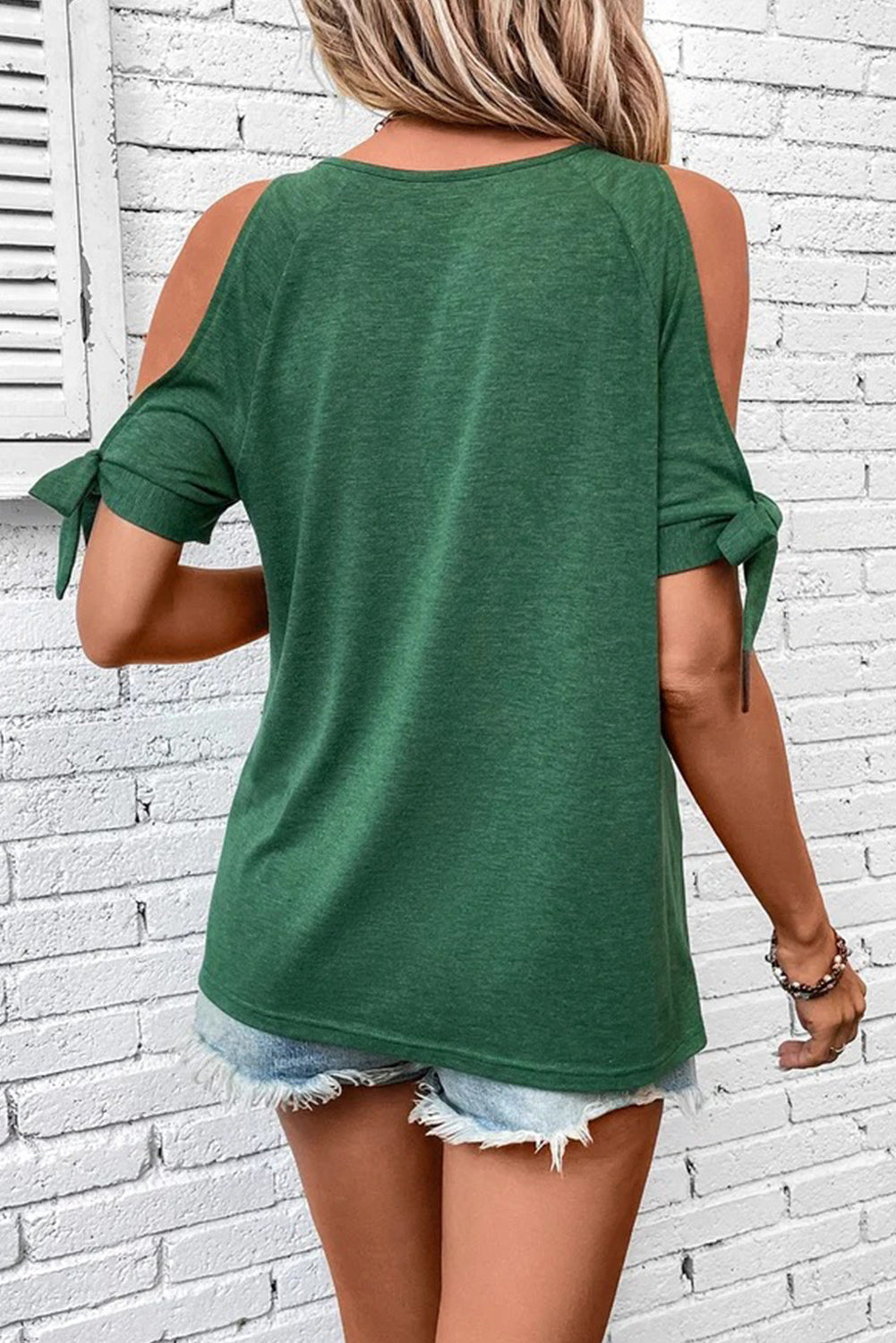 Knotted Cold Shoulder Sleeve Keyhole Front T Shirt