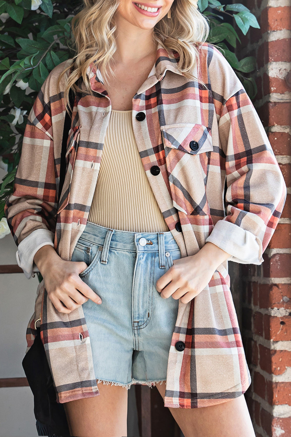 Chest Pockets Buttoned Oversized Plaid Shacket