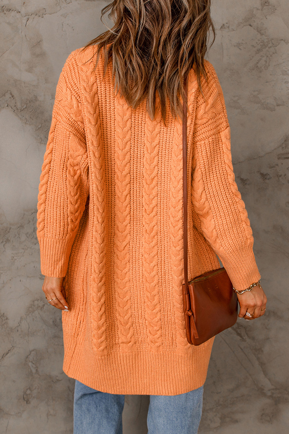 Cardigan orange ouvert sur le devant en grosse maille 