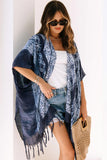 Kimono bleu tie-dye à manches courtes et pompons