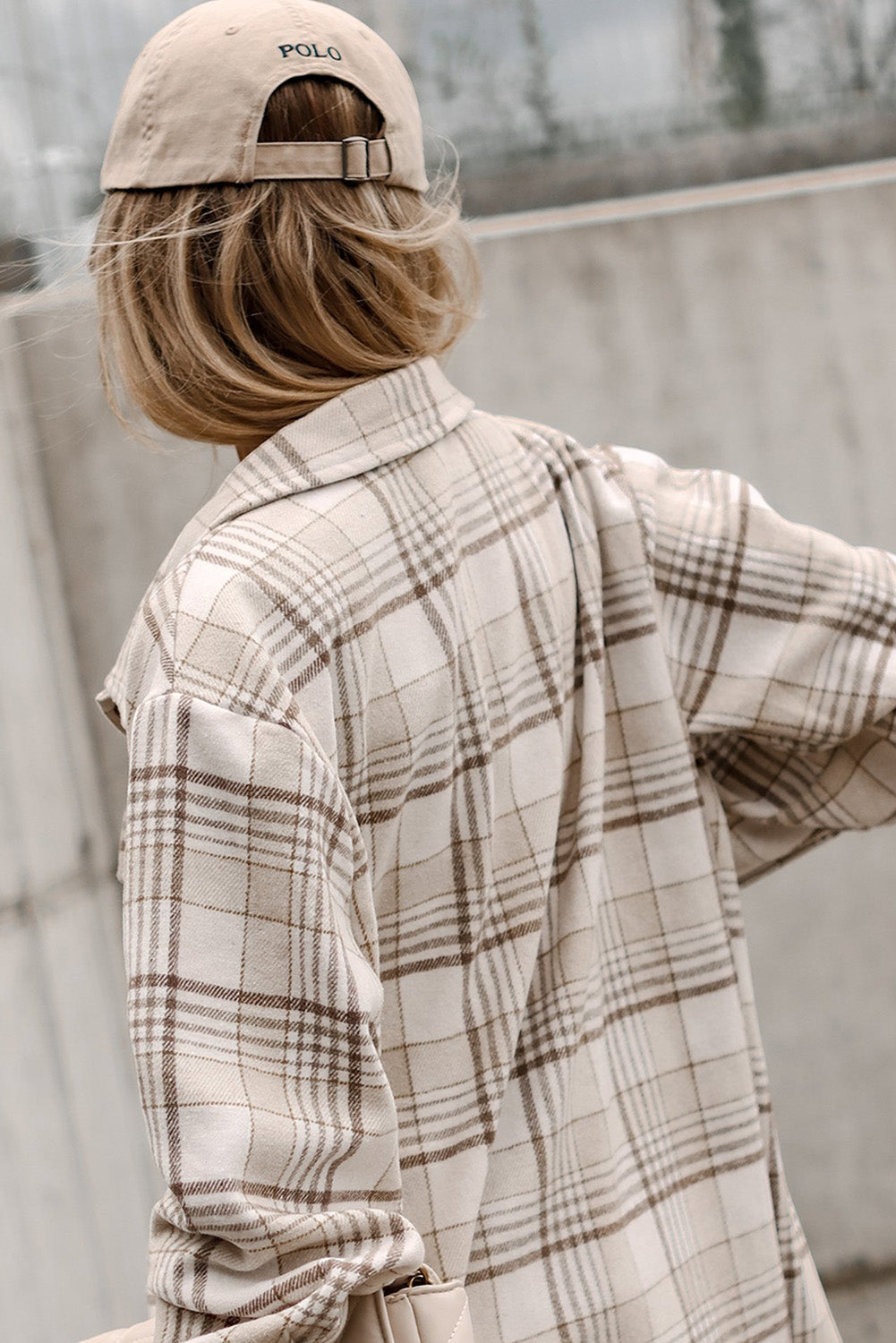 Veste boutonnée à capuche amovible à carreaux kaki