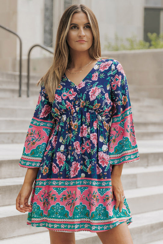 Robe florale bleue à manches et bracelet taille empire Boho