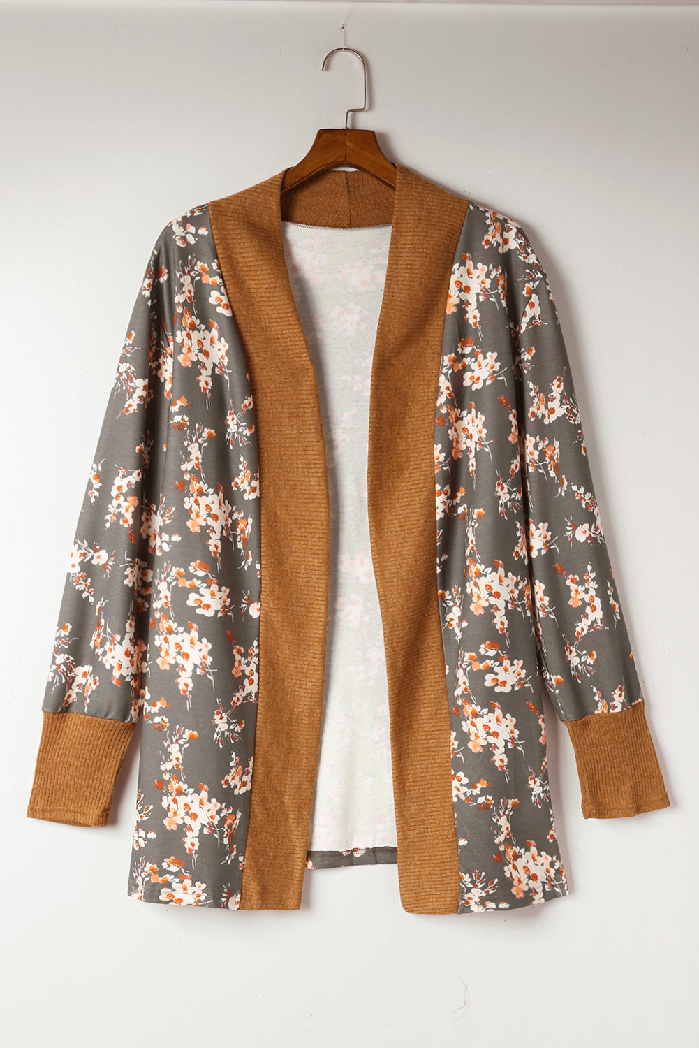 Cardigan marron en tricot à fleurs et patchwork de grande taille