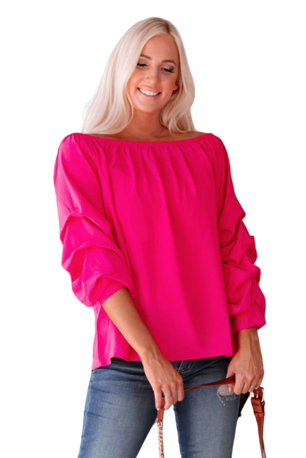 Blouse rose à manches plissées et épaules dénudées