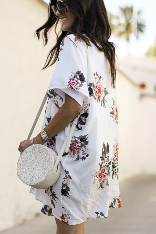 Kimono d'été blanc à imprimé floral 