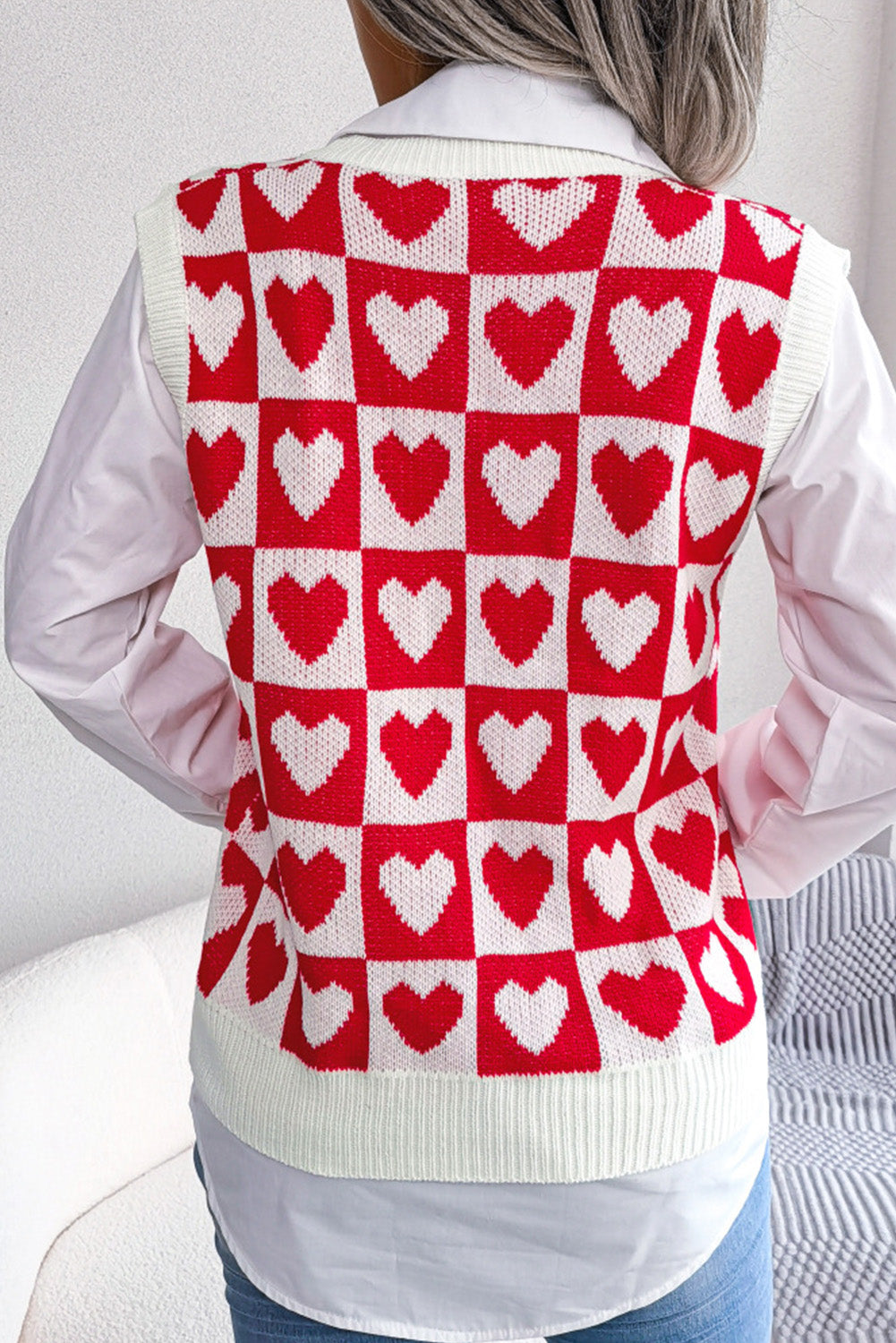 Gilet pull à motif coeur à carreaux rouge 