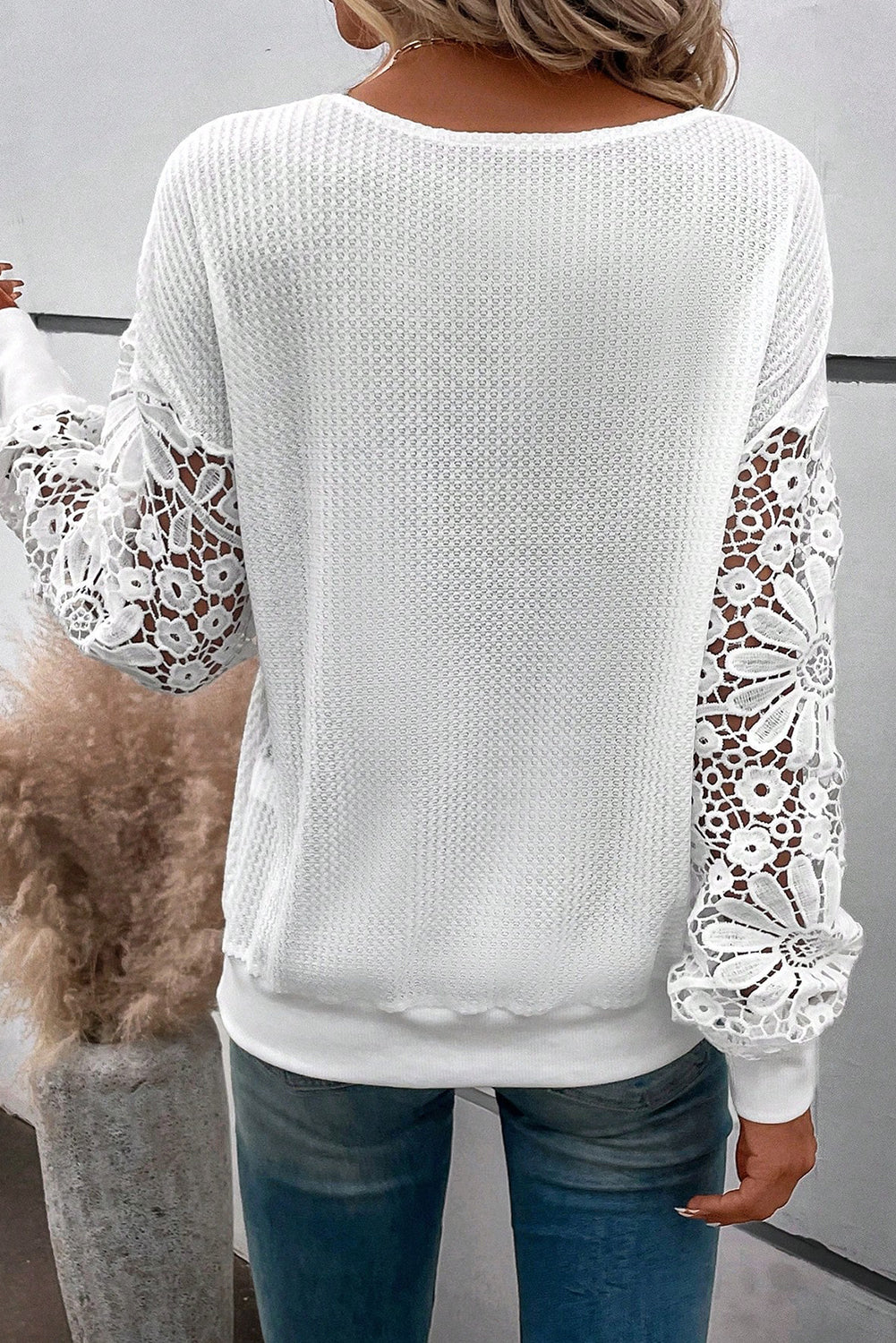 White Lace Splicing V Neck Puff Sleeve Top