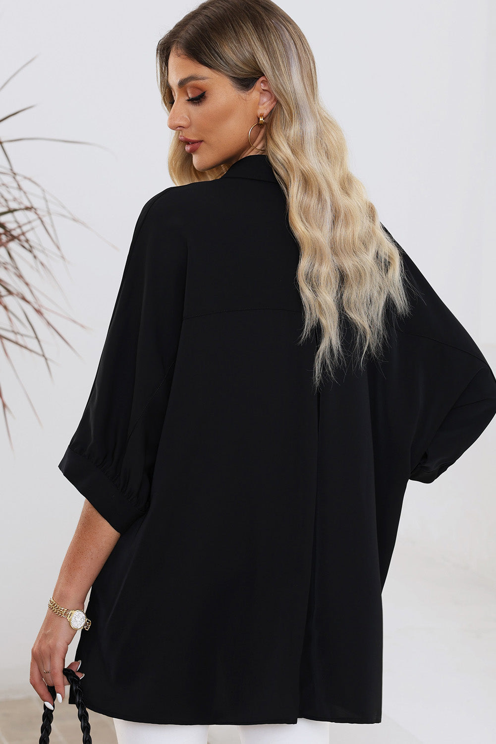 Chemise oversize noire à manches 3/4 bouffantes