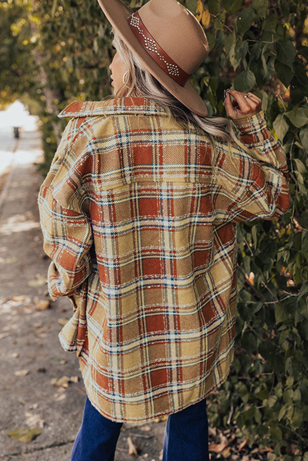 Veste à carreaux rouge surdimensionnée avec poches à rabat et fentes