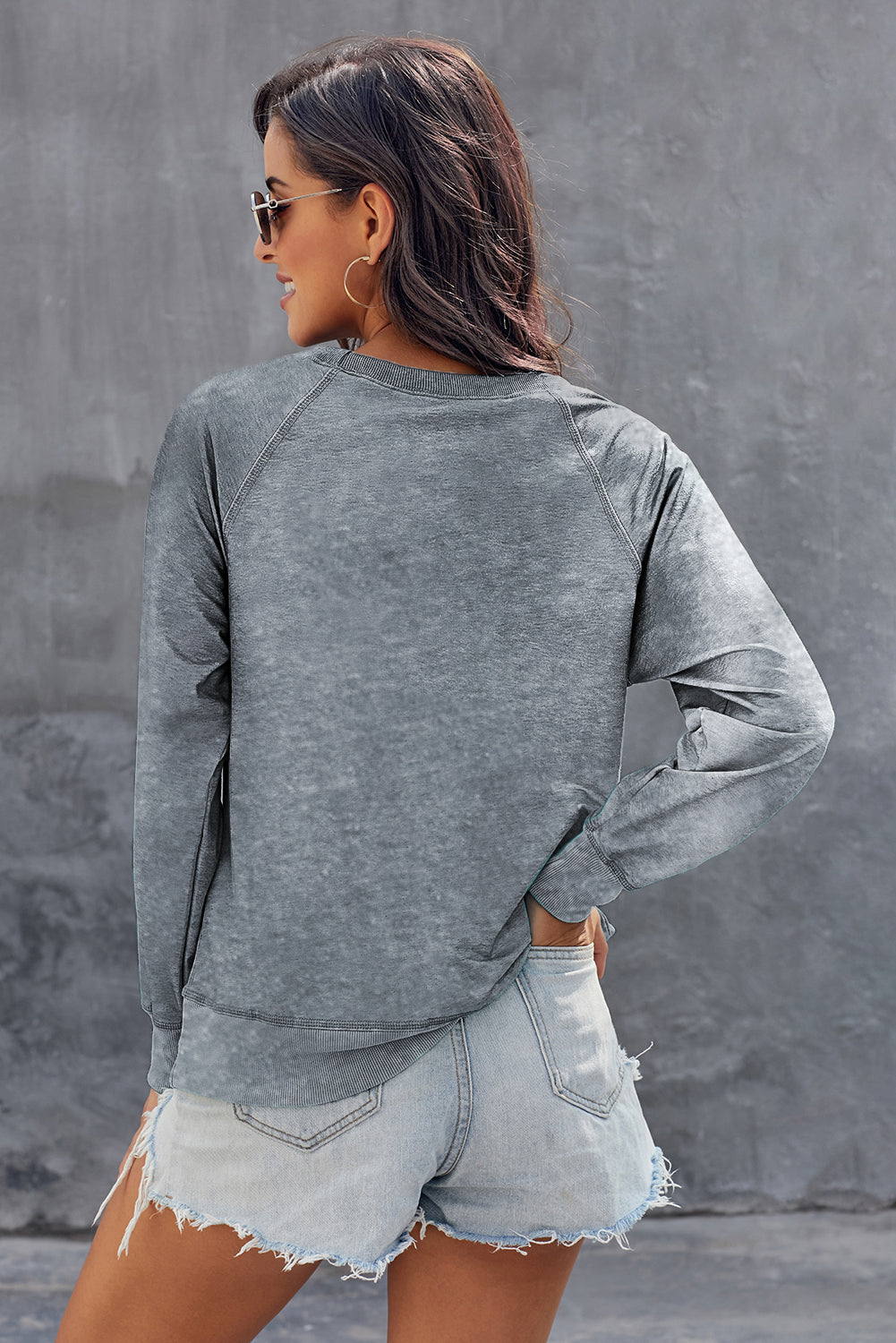 Gray Crew Neck Long Sleeve Sweatshirt