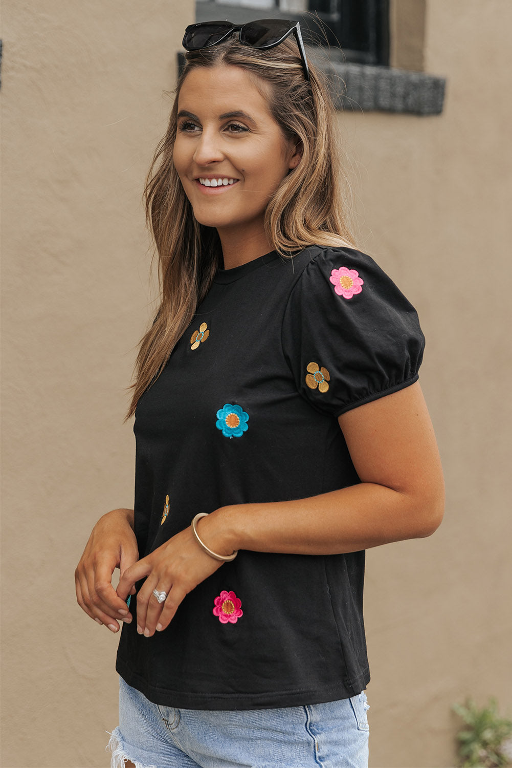 Floral Embroidered Puff Sleeve Top