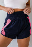 Short de sport smocké bleu à taille élastique 