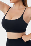 Soutien-gorge de yoga fitness côtelé gris à bretelles spaghetti