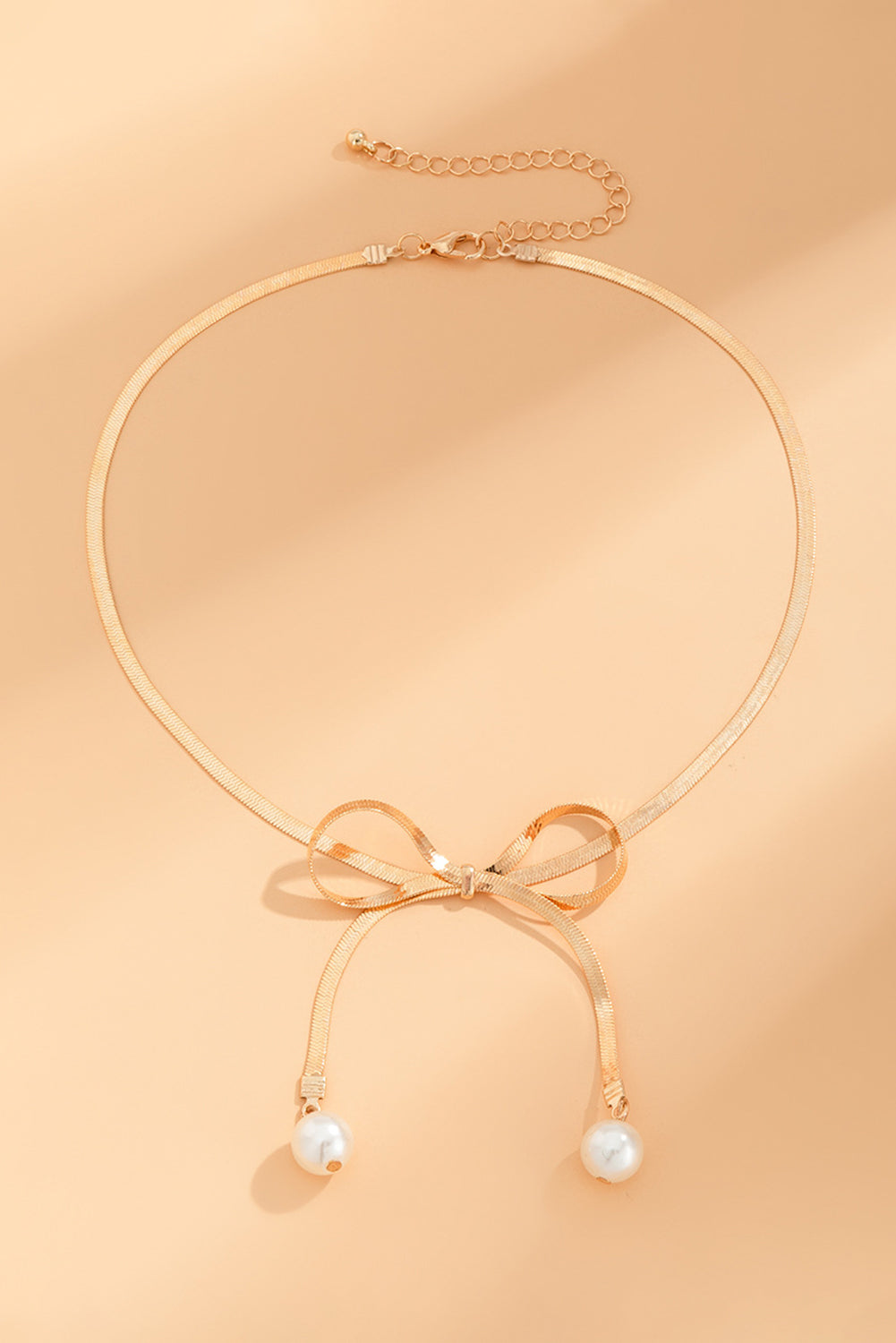 Gold Pearly Bow Plated Collarbone Necklace