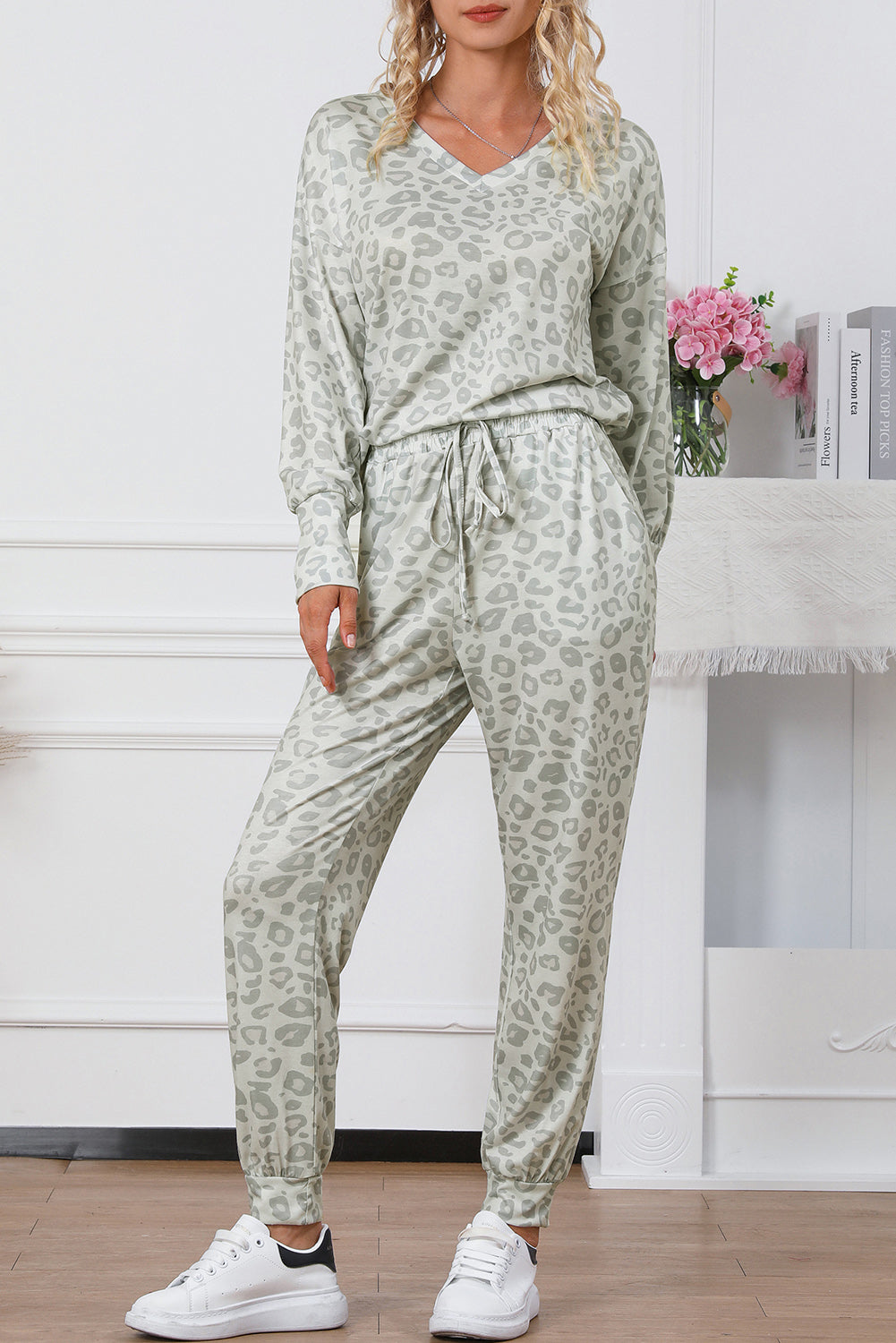 Print Long Sleeve Top & Drawstring Joggers Loungewear