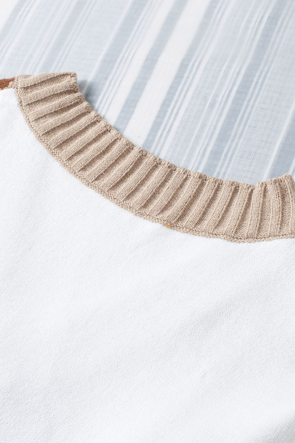 Splicing Off Shoulder Pullover Sweater