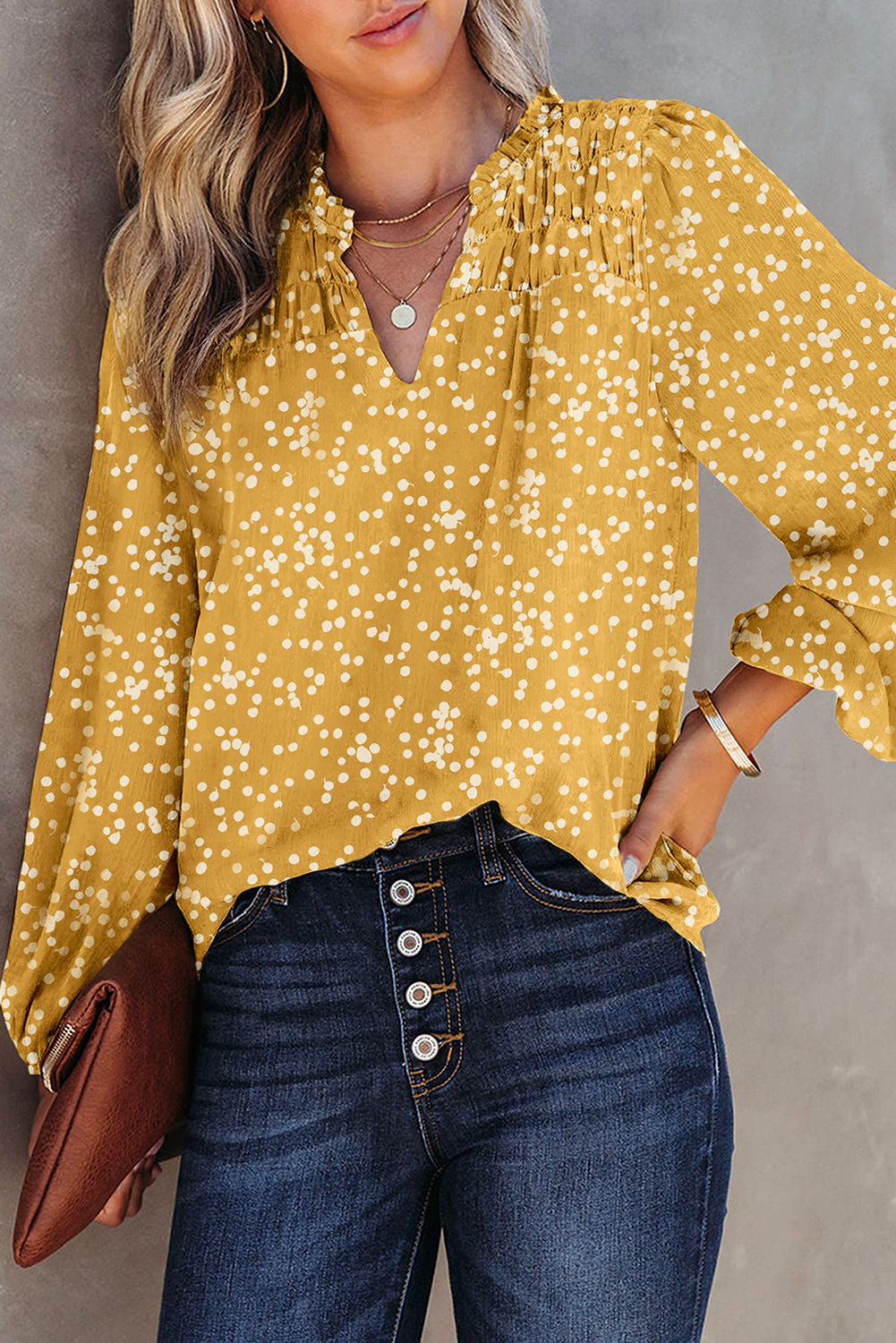 Blouse froissée imprimée jaune à col fendu d'automne