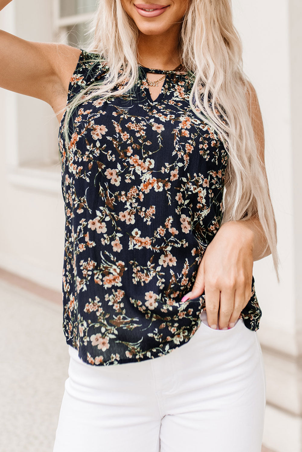 Cutout Decor Round Neck Floral Tank Top