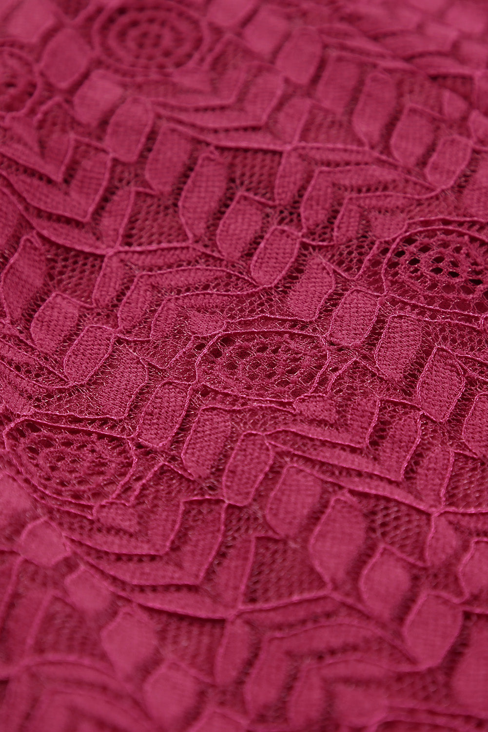 Robe mi-longue rouge doublée à manches courtes en crochet