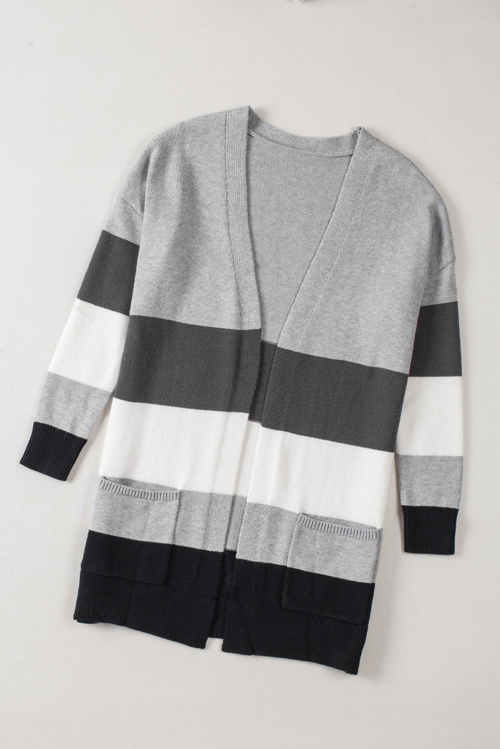 Cardigan color block kaki ouvert sur le devant avec poches