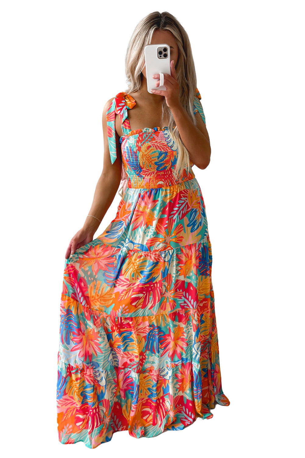 Robe longue multicolore à volants smockés et imprimé tropical vibrant