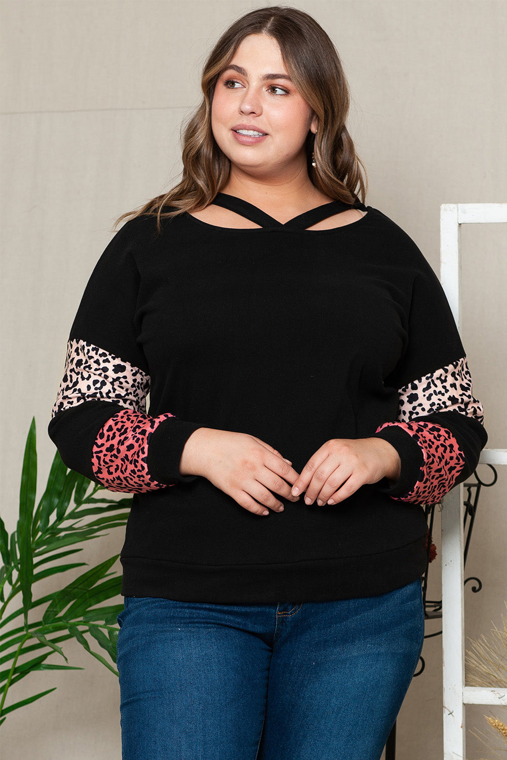 Plus Size Leopard Patchwork Strappy Neck Top